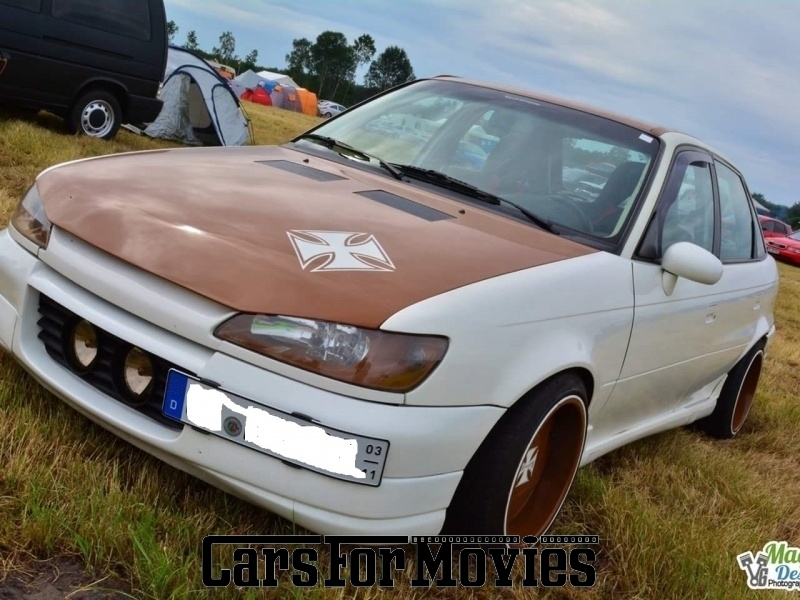 CarsForMovies | Opel Astra  1994 Deutschland Weiß Schwarz Zivilfahrzeug Limousine Niedersachsen 3186 Tuning Custom zweifarbig Stufenheck 